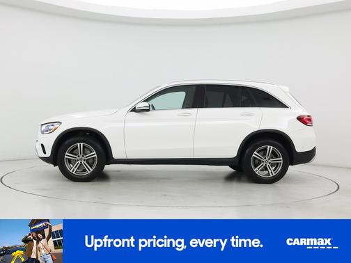 White 2022 Mercedes-Benz GLC 300