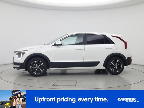2024 Kia Niro LX