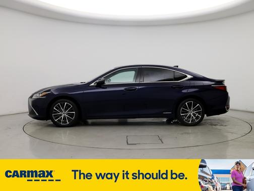 2022 Lexus ES 300h
