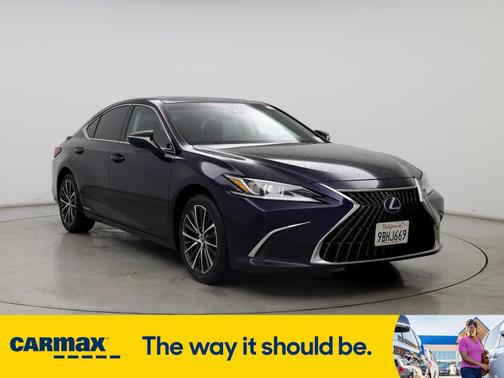 2022 Lexus ES 300h