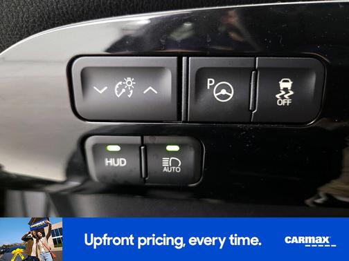 2017 Toyota Prius Four