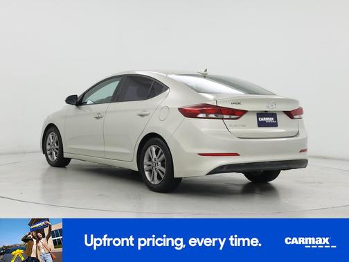 Silver 2017 Hyundai ELANTRA SE