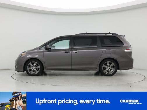 Gray 2017 Toyota Sienna SE Premium