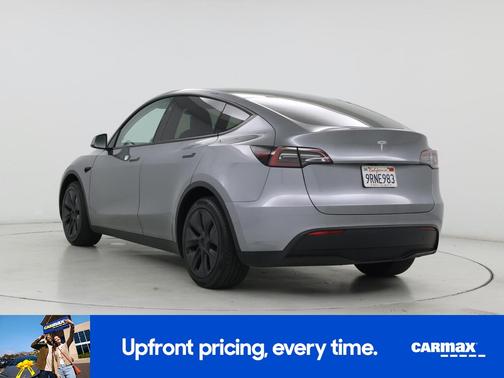 Silver 2025 Tesla Model Y Long Range