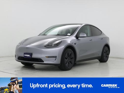Silver 2025 Tesla Model Y Long Range