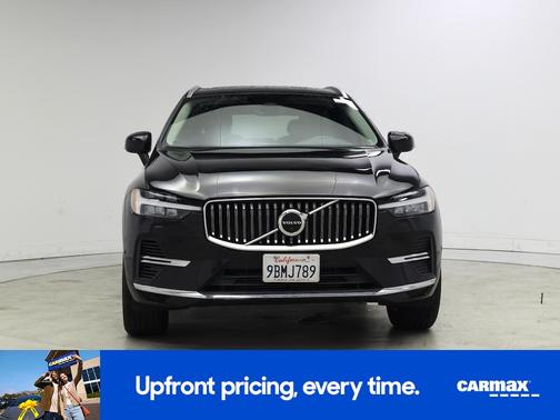 2022 Volvo XC60 Recharge Plug-In Hybrid T8 Inscription Expression