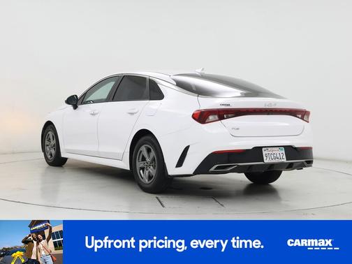 White 2022 Kia K5 LXS