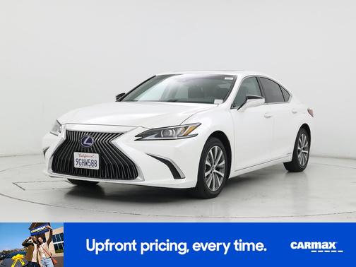 White 2021 Lexus ES 300h