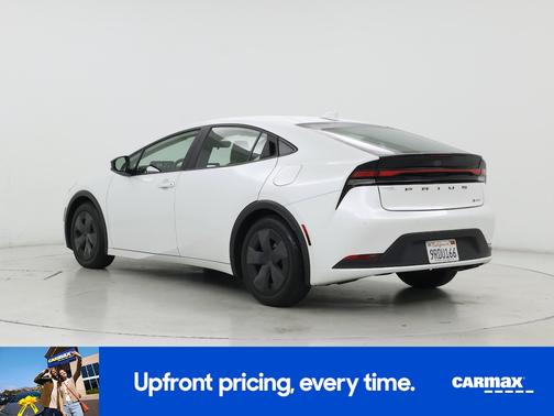 White 2024 Toyota Prius LE