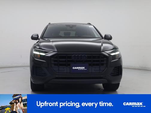 Black 2019 Audi Q8 Premium