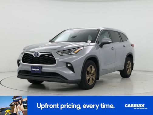 2022 Toyota Highlander Hybrid XLE Bronze