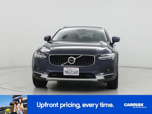 2022 Volvo V90 Cross Country B6