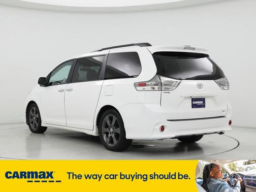 2016 Toyota Sienna SE