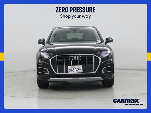 Black 2023 Audi Q5 Premium