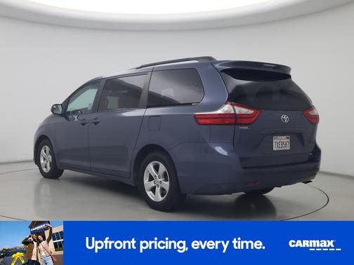 2017 Toyota Sienna LE