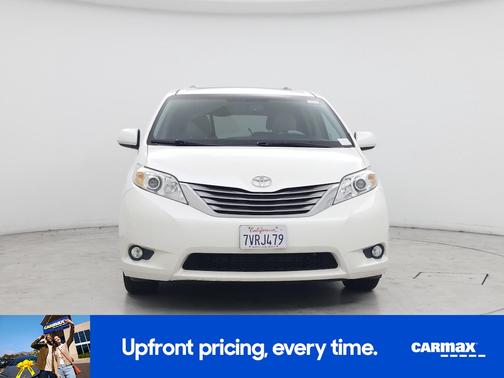 White 2017 Toyota Sienna XLE Premium