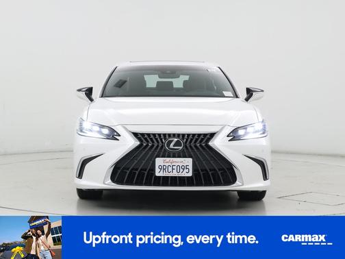 2025 Lexus ES 300h 