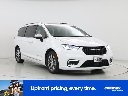 2023 Chrysler Pacifica Hybrid Pinnacle