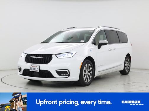 2023 Chrysler Pacifica Hybrid Pinnacle