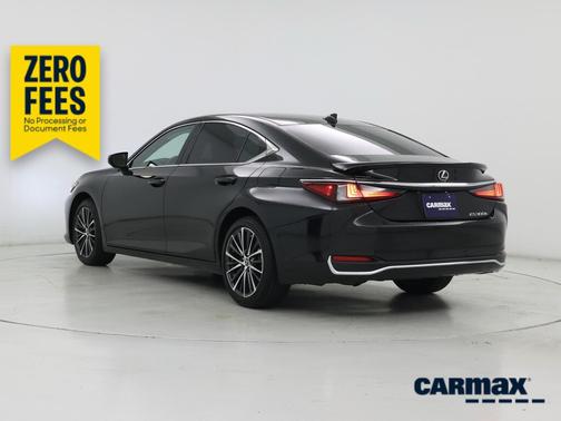Black 2025 Lexus ES 300h Luxury