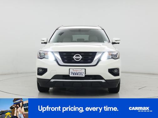 2017 Nissan Pathfinder Platinum