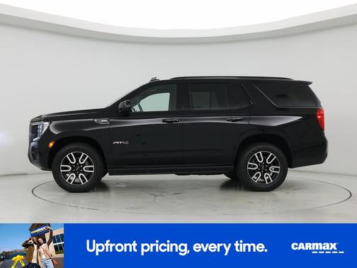 Black 2022 GMC Yukon AT4