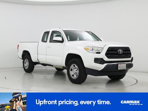 2017 Toyota Tacoma SR