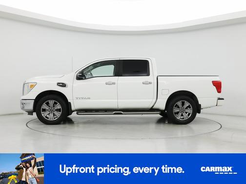 2017 Nissan Titan SV