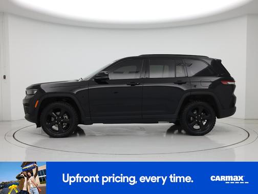 2022 Jeep Grand Cherokee Altitude