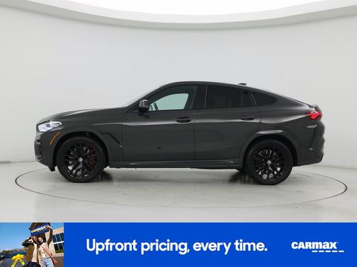 Gray 2023 BMW X6 M50i