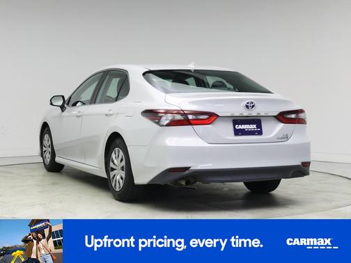 2022 Toyota Camry Hybrid LE