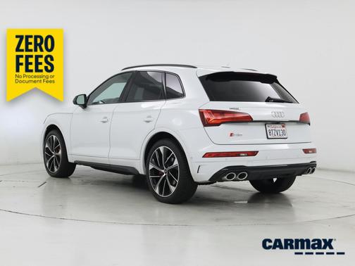 White 2021 Audi SQ5 Prestige
