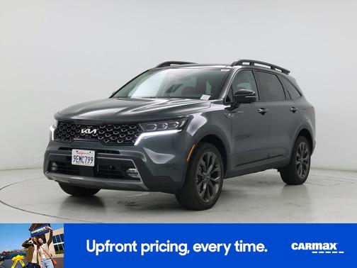 Green 2023 Kia Sorento SX