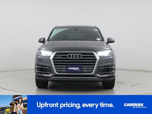 Gray 2018 Audi Q7 Premium Plus