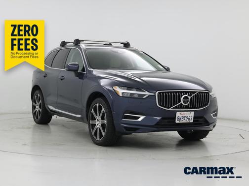 Blue 2018 Volvo XC60 Recharge Plug-In Hybrid T8 Inscription