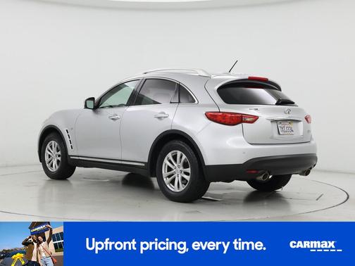 2017 INFINITI QX70 