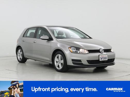 Silver 2017 Volkswagen Golf SE