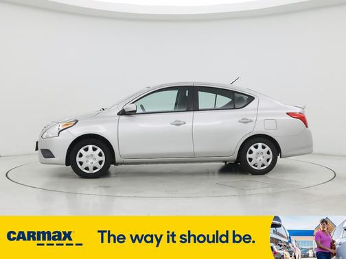 2015 Nissan Versa SV