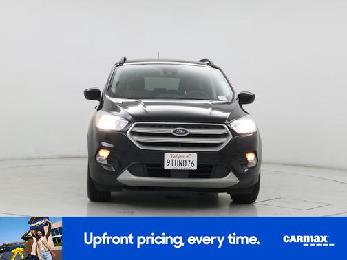 Black 2018 Ford Escape SE