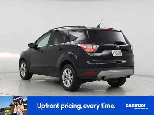 Black 2018 Ford Escape SE