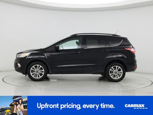 Black 2018 Ford Escape SE
