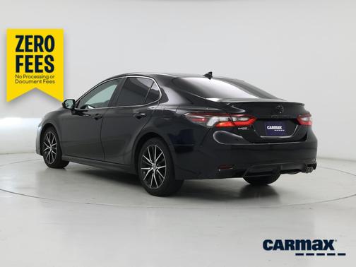 Black 2021 Toyota Camry SE