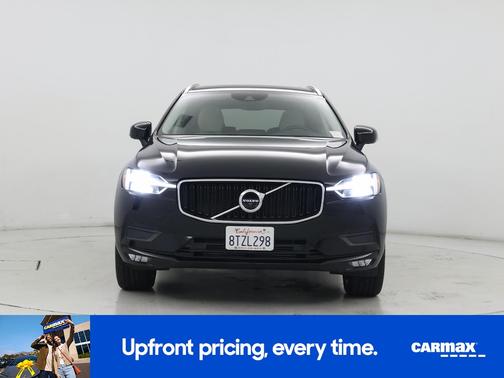 Black 2021 Volvo XC60 T5 Momentum