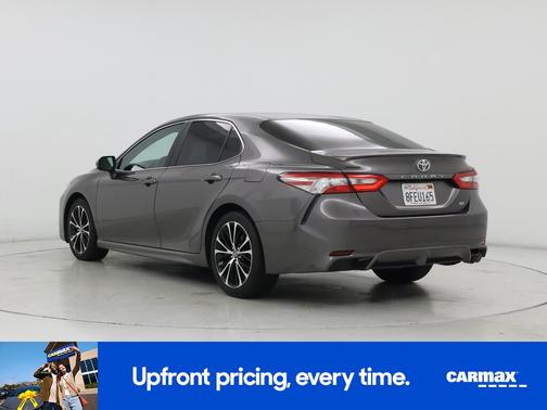Gray 2018 Toyota Camry SE