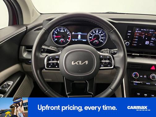 Red 2023 Kia Carnival LX