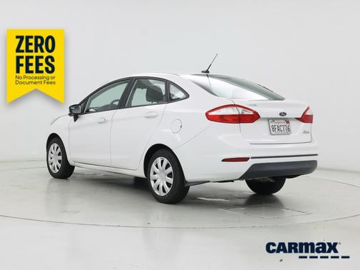 White 2016 Ford Fiesta S
