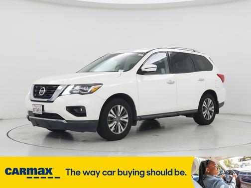 2018 Nissan Pathfinder SV