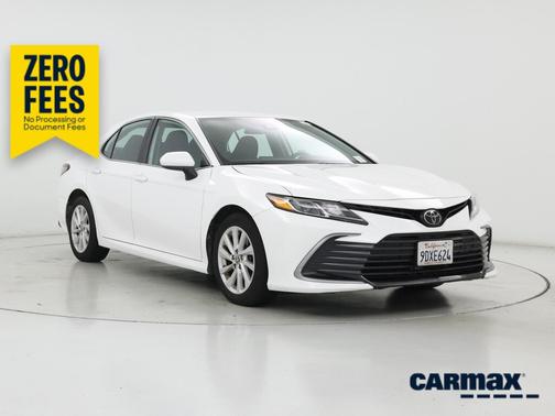 White 2023 Toyota Camry LE