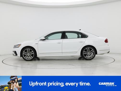 2017 Volkswagen Passat R-Line