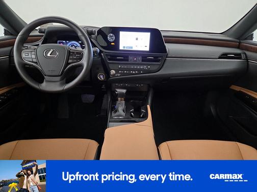 2024 Lexus ES 300h 